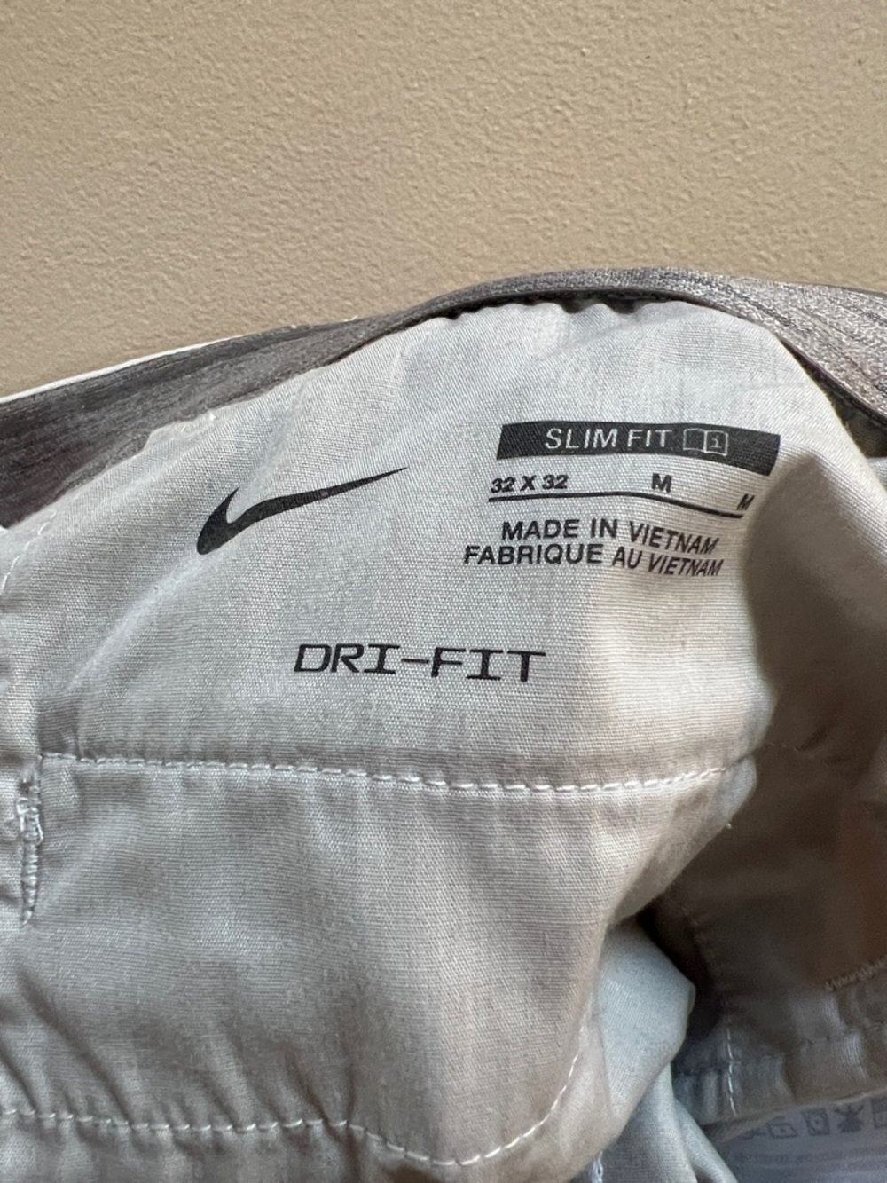 Men's Nike 32x32 Chino Pants BOGO - Picture 2 of 4